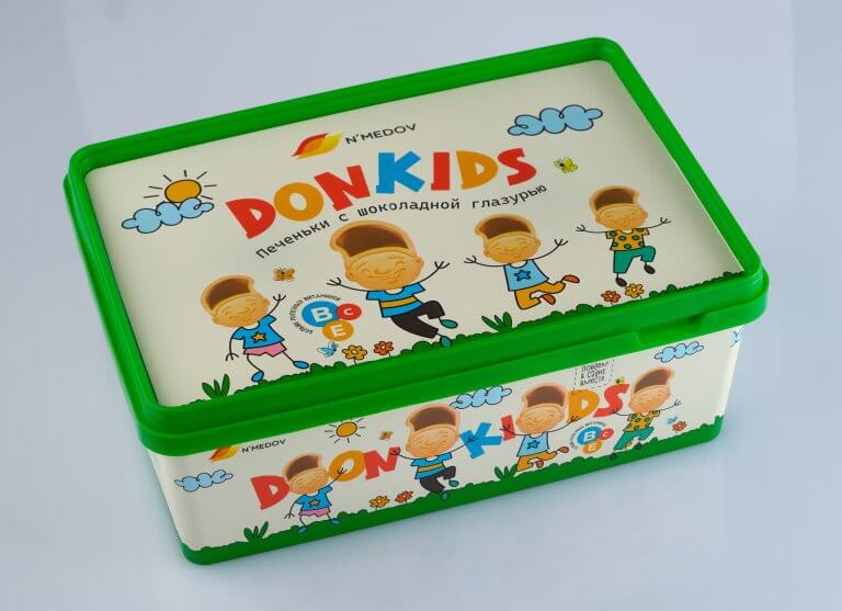 Новый продукт — печенье с шоколадной глазурью